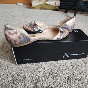 I.N.C. Shoes Womens 5.5 Rockstud Pointed Toe Flats in Dusty Metalic